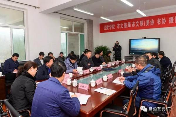 http://www.llhc.edu.cn/__local/B/6A/00/0EA19CCFB4CAF3F7B7B390B4F7A_BDEEC54E_CE3B4.png
